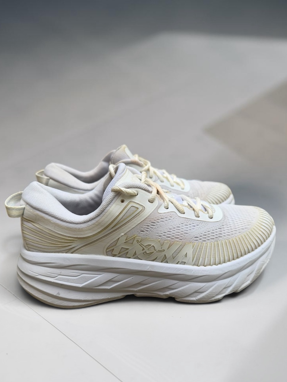 Hoka One One Bondi 7 Running Shoes - Men's Size 8.5